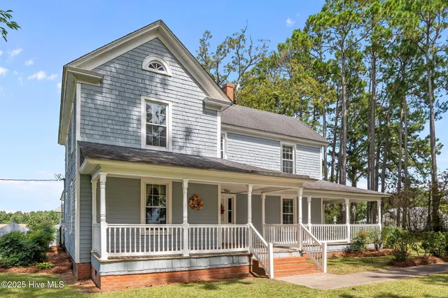 $215,000 | 18981 Highway 264, Pinetown, NC 27865