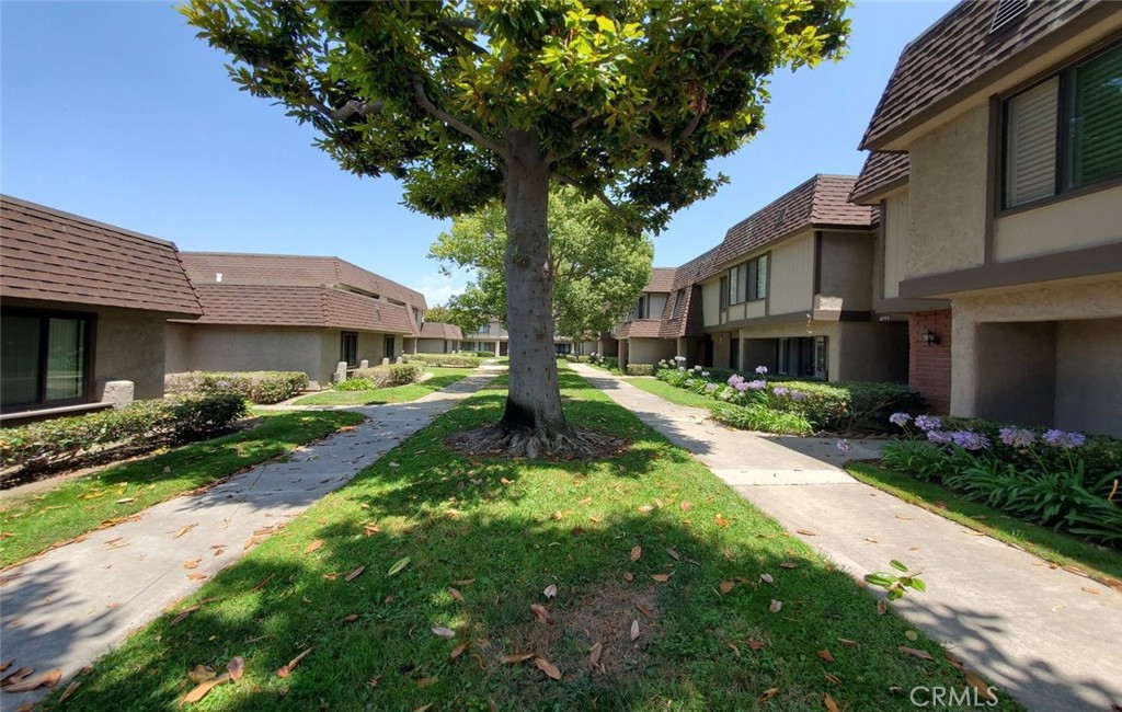 8193 Del Rey Drive Stanton, CA 90680 - Photo 4 of 40