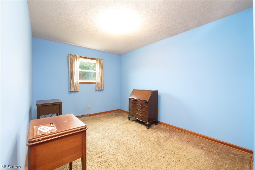 15492 Drake Road Strongsville, OH 44136 - Photo 18 of 35