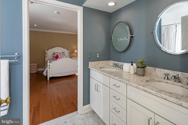 $2,485,000 | 50 Stone Cliff Road, Princeton, NJ 08540