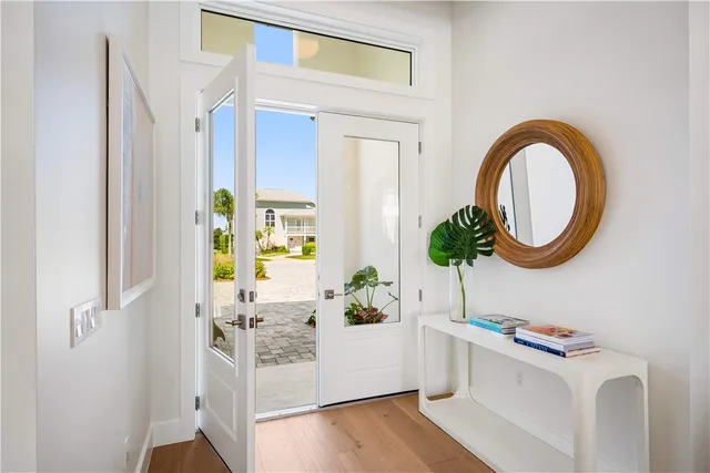 $2,695,000 | 716 Conn Way, Vero Beach, FL 32963