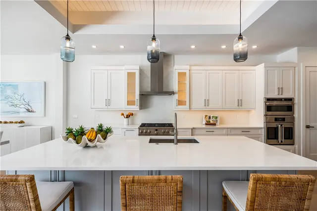 $2,695,000 | 716 Conn Way, Vero Beach, FL 32963