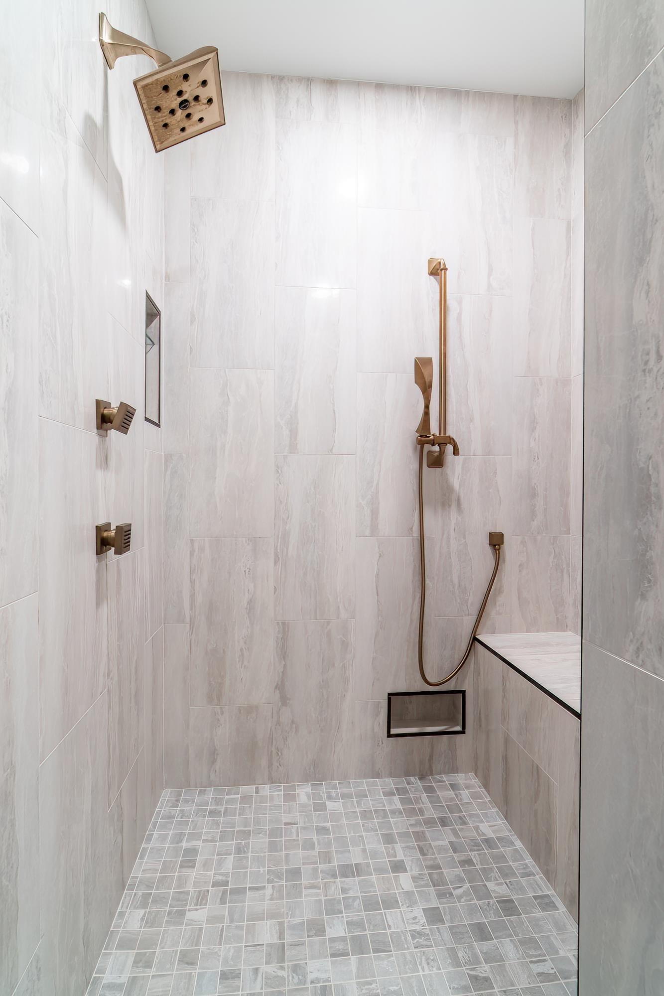 16797 Zubrick Road Roanoke, IN 46783 - Photo 16 of 36