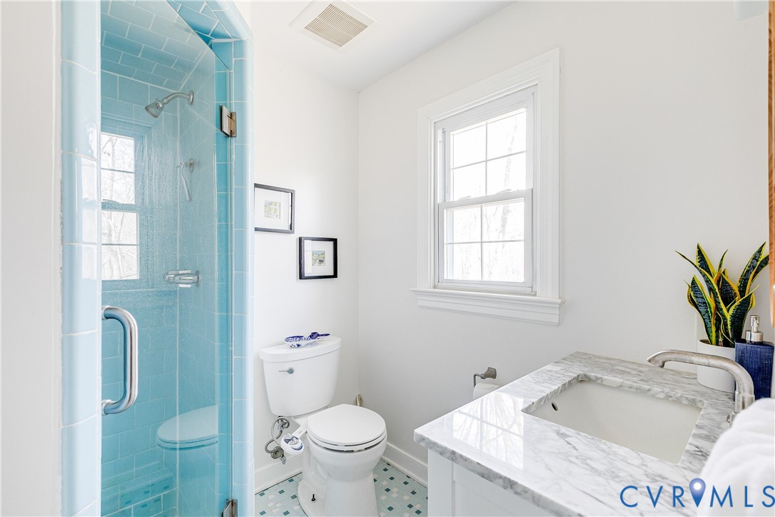 9536 Williamsville Road Mechanicsville, VA 23116 - Photo 16 of 32 With standing shower and vanity