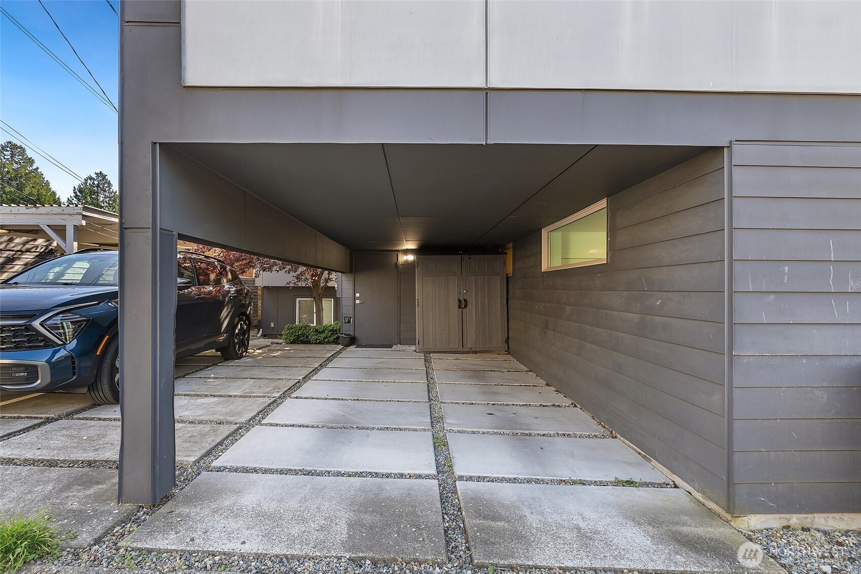 5953 Fauntleroy Way Southwest, Unit D Seattle, WA 98136 - Photo 3 of 29