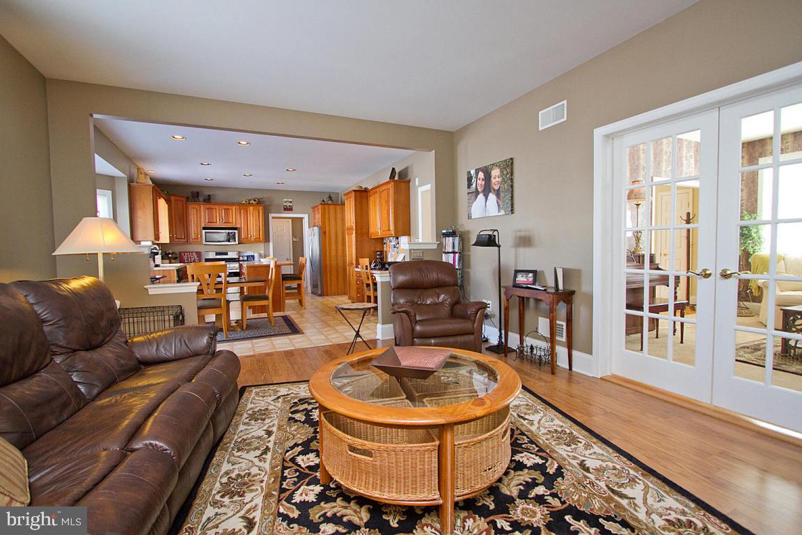 1366 Sylvan Road Lancaster, PA 17601 - Photo 13 of 48