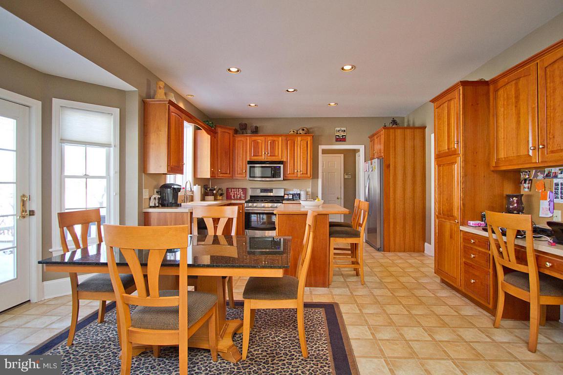 1366 Sylvan Road Lancaster, PA 17601 - Photo 14 of 48