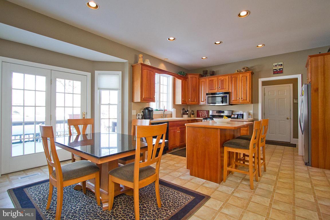 1366 Sylvan Road Lancaster, PA 17601 - Photo 15 of 48
