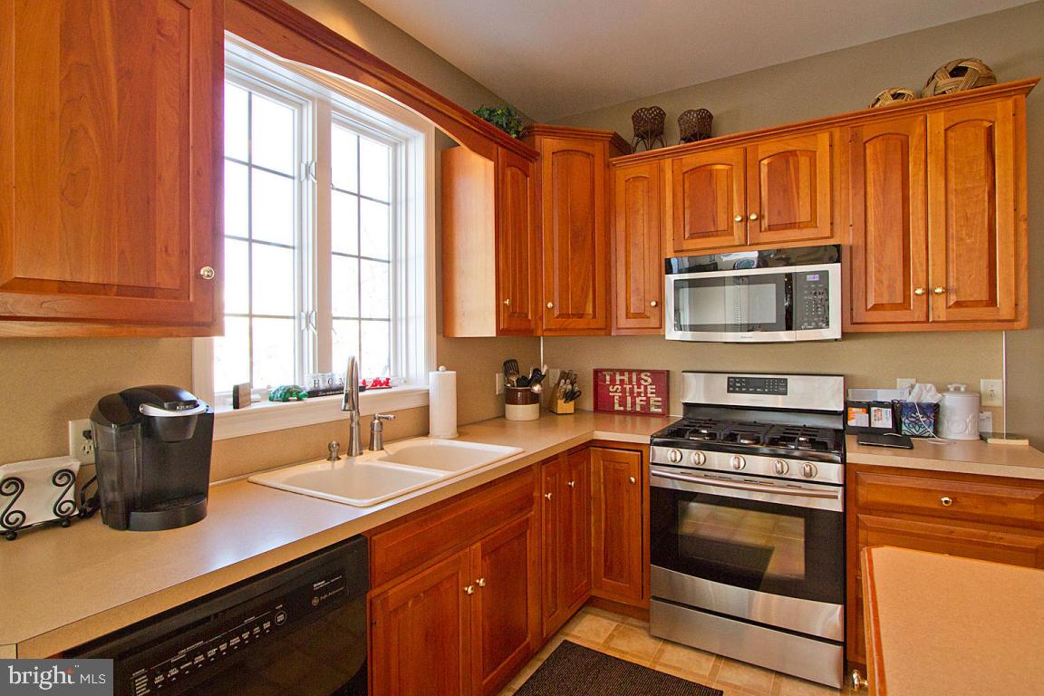 1366 Sylvan Road Lancaster, PA 17601 - Photo 19 of 48