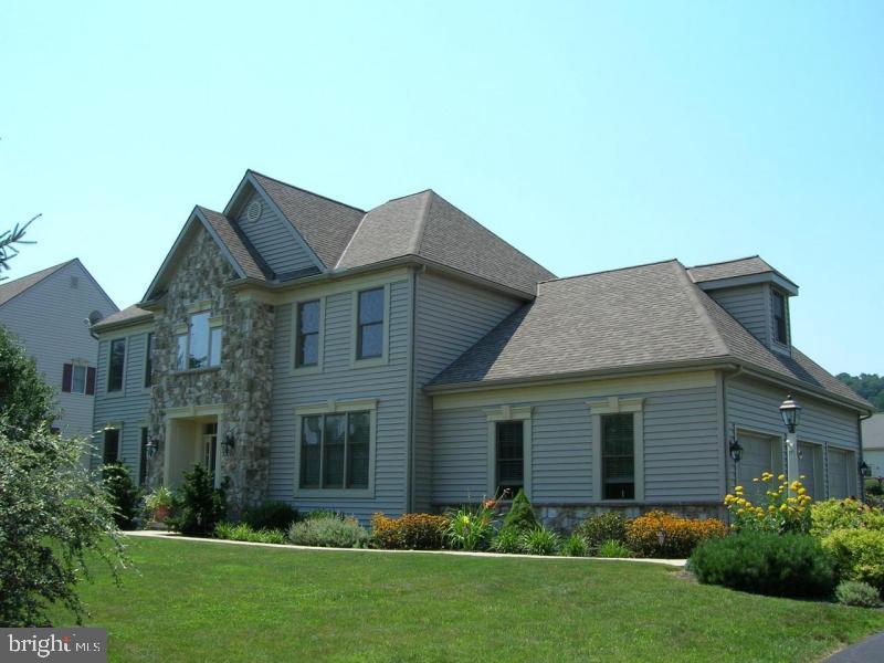 1366 Sylvan Road Lancaster, PA 17601 - Photo 2 of 48