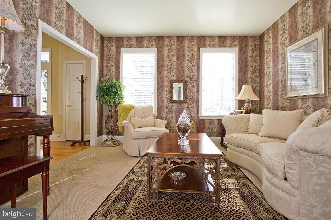 1366 Sylvan Road Lancaster, PA 17601 - Photo 5 of 48