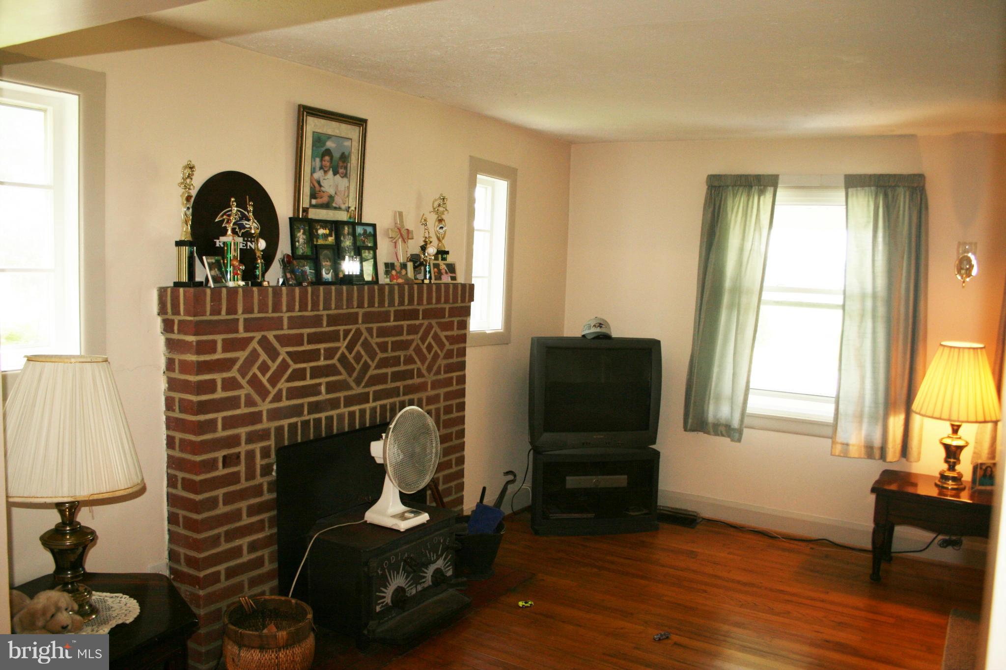313 Pylesville Road Pylesville, MD 21132 - Photo 4 of 24 Family Room