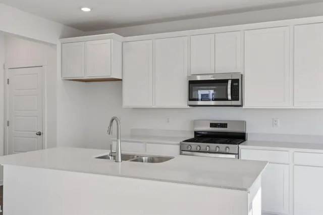 $439,990 | 7051 Oakmont Road, Mount Pleasant, WI 53403