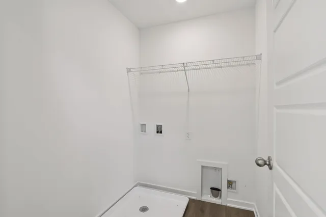 $439,990 | 7051 Oakmont Road, Mount Pleasant, WI 53403