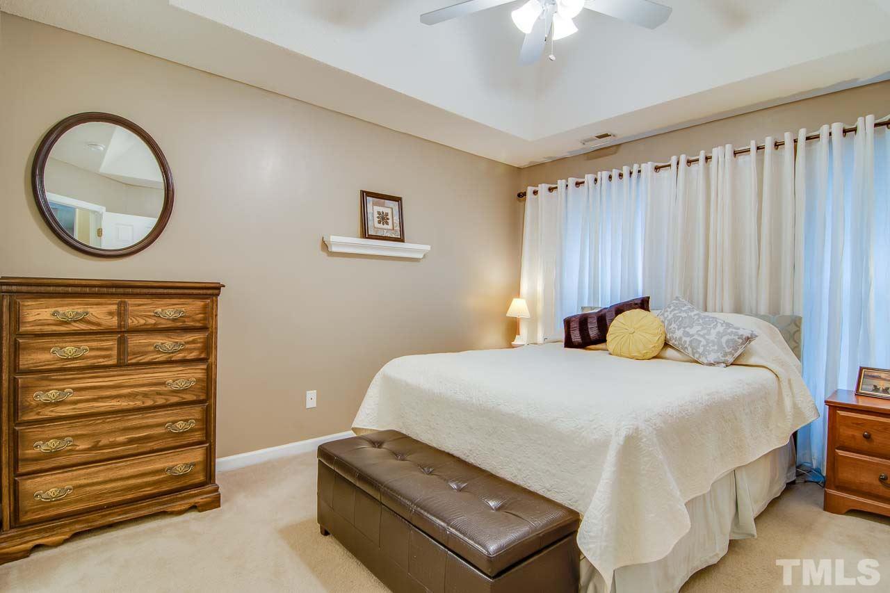 16 Round Spring Lane Durham, NC 27712 - Photo 8 of 14 Gallery Image 8
