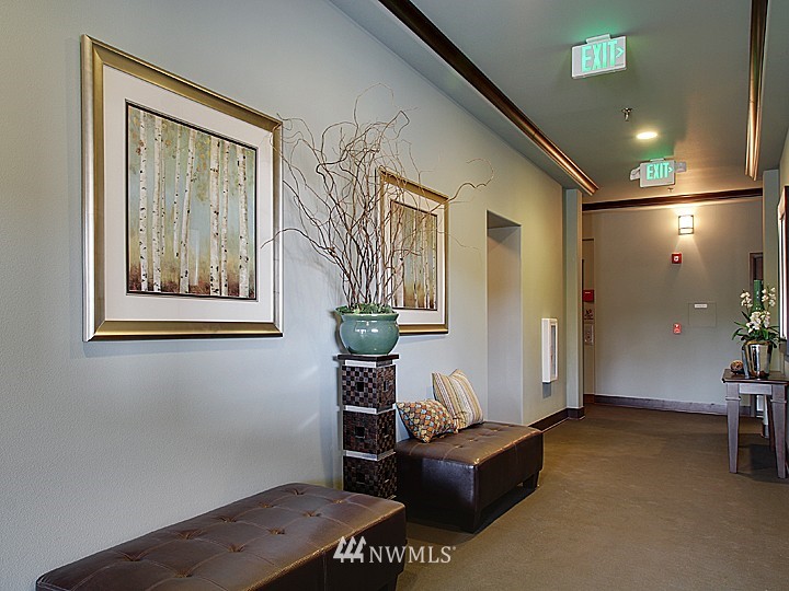 4005 Northeast 3rd Place, Unit H Renton, WA 98056 - Photo 3 of 13