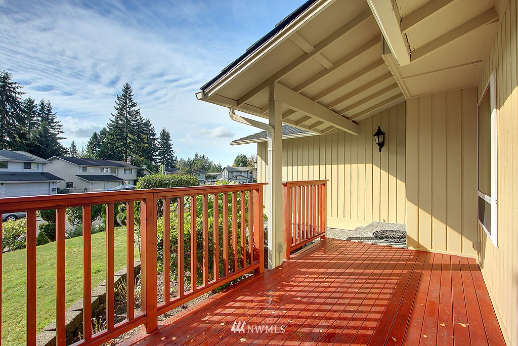 2603 173rd Place Southeast Bothell, WA 98012 - Photo 2 of 13 Gallery Image 2