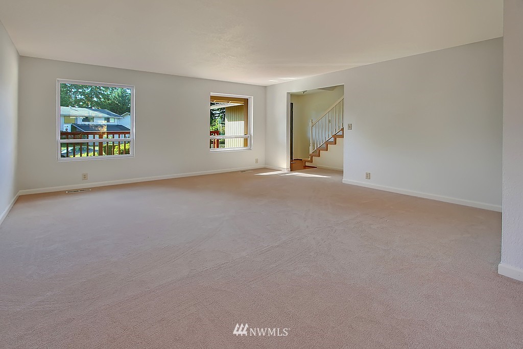 2603 173rd Place Southeast Bothell, WA 98012 - Photo 3 of 13 Gallery Image 3