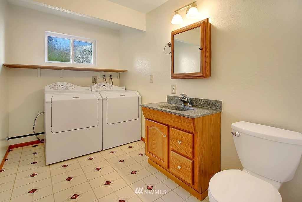 2603 173rd Place Southeast Bothell, WA 98012 - Photo 8 of 13 Gallery Image 8