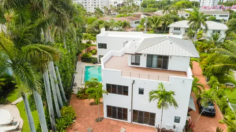 $6,200,000 | 1121 Bel Air Drive, Highland Beach, FL 33487