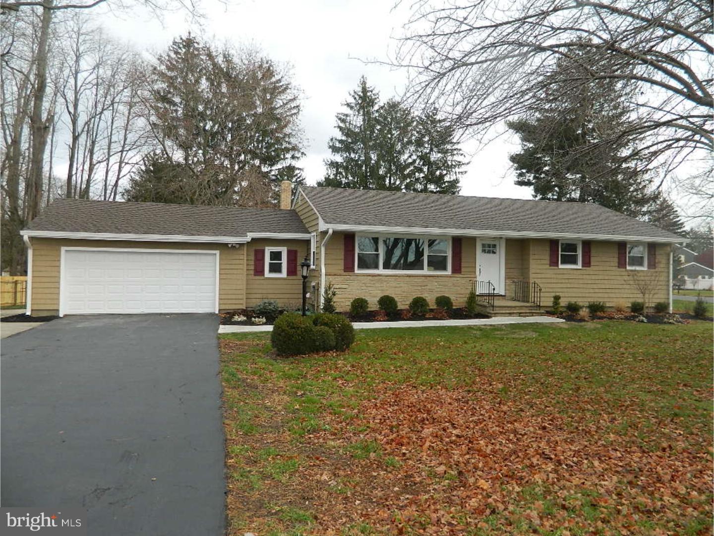 23175 Columbus Road Columbus, NJ 08022 - Photo 1 of 17