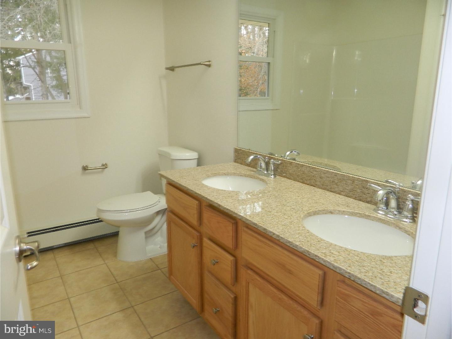 23175 Columbus Road Columbus, NJ 08022 - Photo 10 of 17