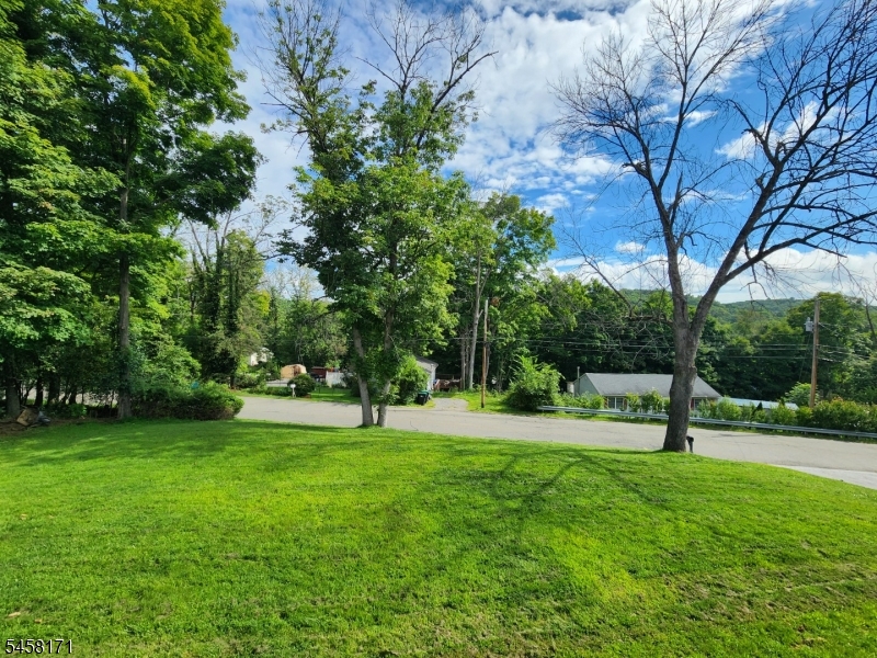 30 Locust Road Wantage, NJ 07461 - Photo 34 of 39 Gallery Image 34