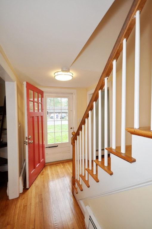 6 Mohegan Road Acton, MA 01720 - Photo 2 of 27 Gallery Image 2