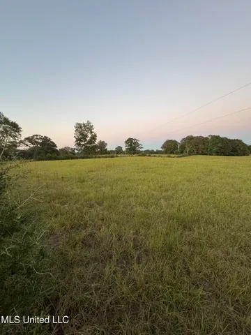 $247,500 | 322 Highway 42, Sumrall, MS 39482