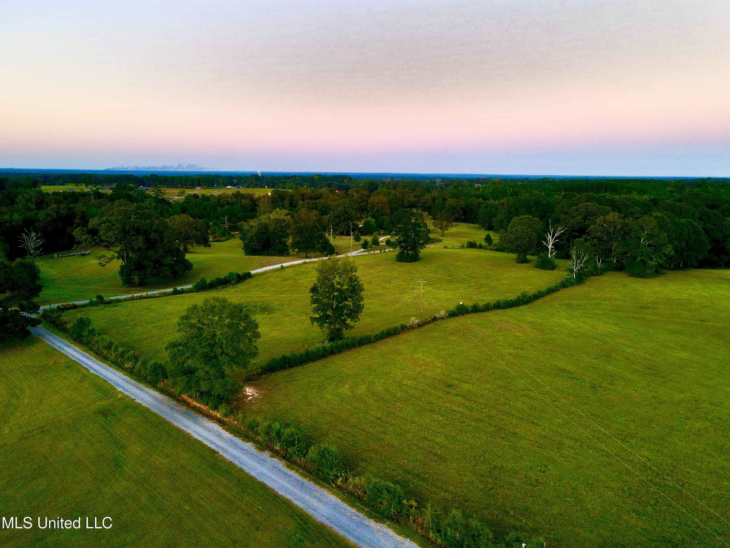 322 Highway 42 Sumrall, MS 39482 - Photo 3 of 22 Photo Oct 13 2025, 6 31 13 PM