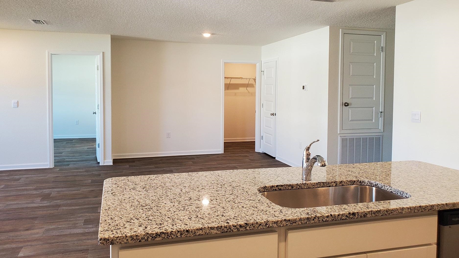 17824 Hens Avenue Foley, AL 36535 - Photo 7 of 33