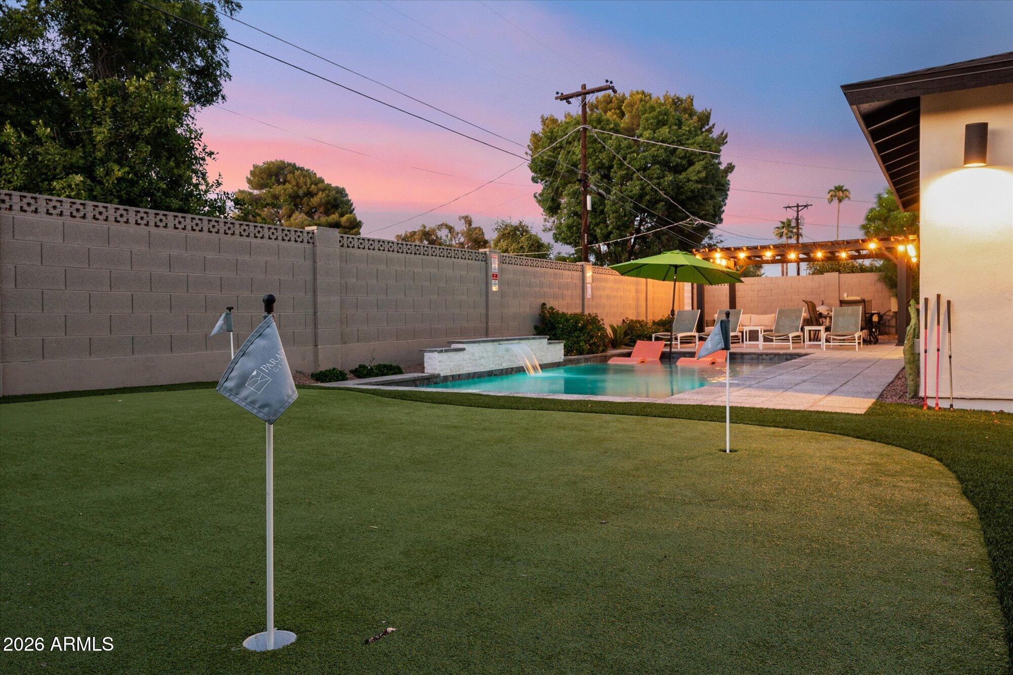 3802 East Piccadilly Road Phoenix, AZ 85018 - Photo 7 of 34
