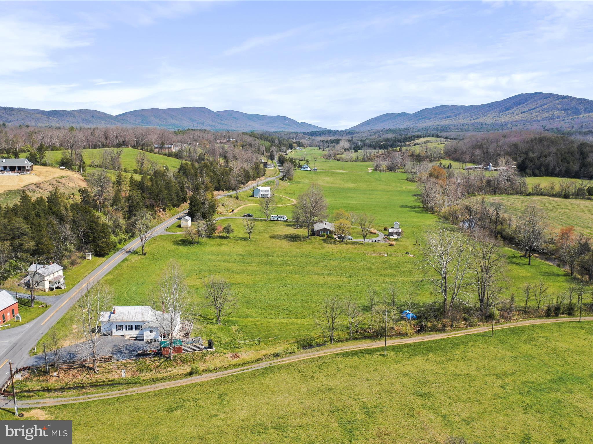 8610 Fort Valley Road Fort Valley, VA 22652 - Photo 55 of 61 a view of a city with mountains in the background