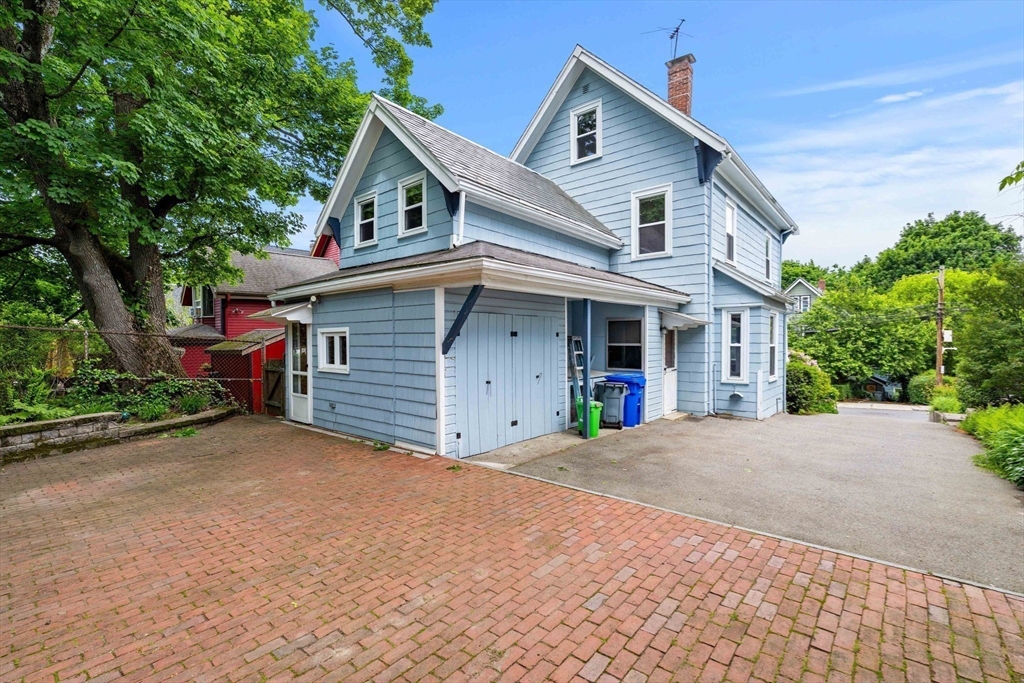 54 Bennett Street Boston, MA 02135 - Photo 39 of 42