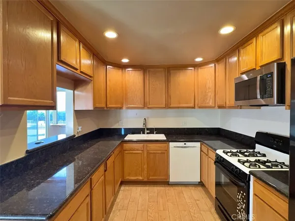 $999,999 | 8811 Riderwood Drive, Sunland, CA 91040