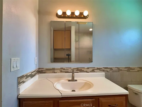 $999,999 | 8811 Riderwood Drive, Sunland, CA 91040