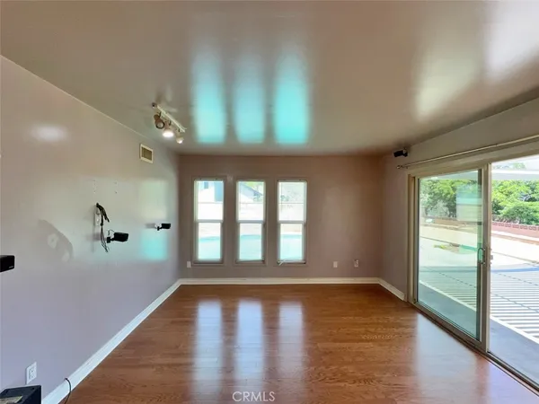 $999,999 | 8811 Riderwood Drive, Sunland, CA 91040