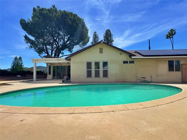 $999,999 | 8811 Riderwood Drive, Sunland, CA 91040