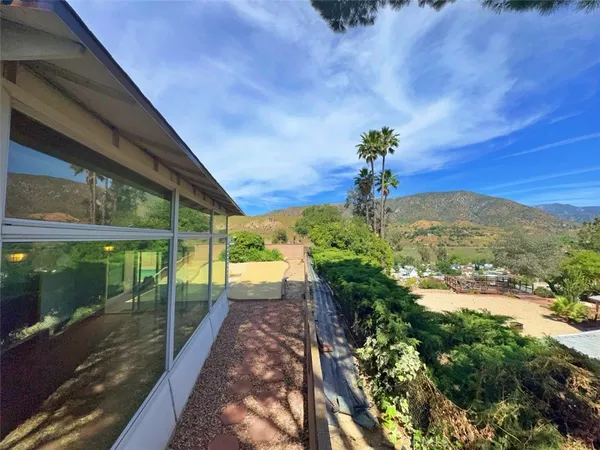 $999,999 | 8811 Riderwood Drive, Sunland, CA 91040