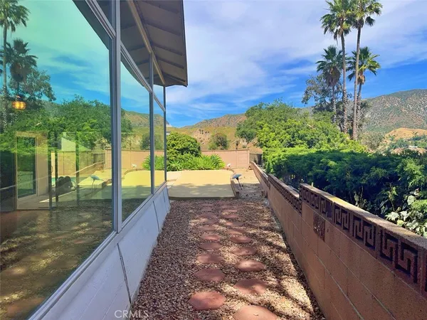 $999,999 | 8811 Riderwood Drive, Sunland, CA 91040