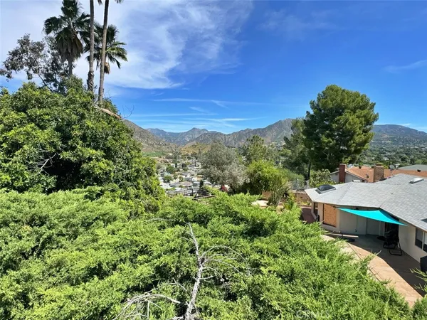 $999,999 | 8811 Riderwood Drive, Sunland, CA 91040
