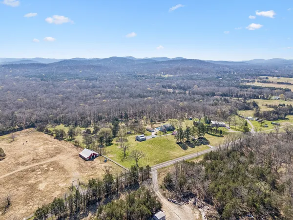 $1,250,000 | 9469 Christiana Fosterville Road, Christiana, TN 37037