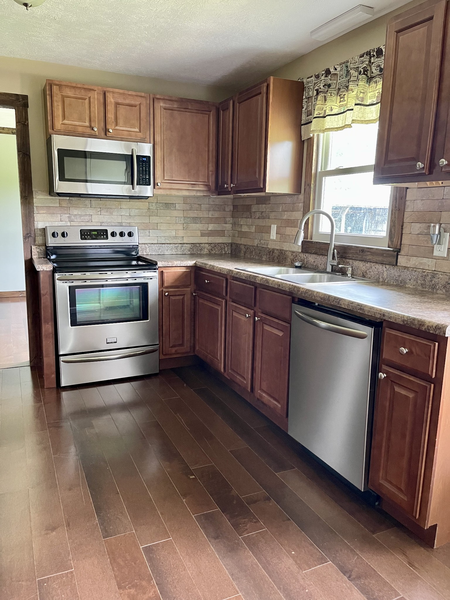 101 Templeton Road Rock Island, TN 38581 - Photo 7 of 27 Gallery Image 7