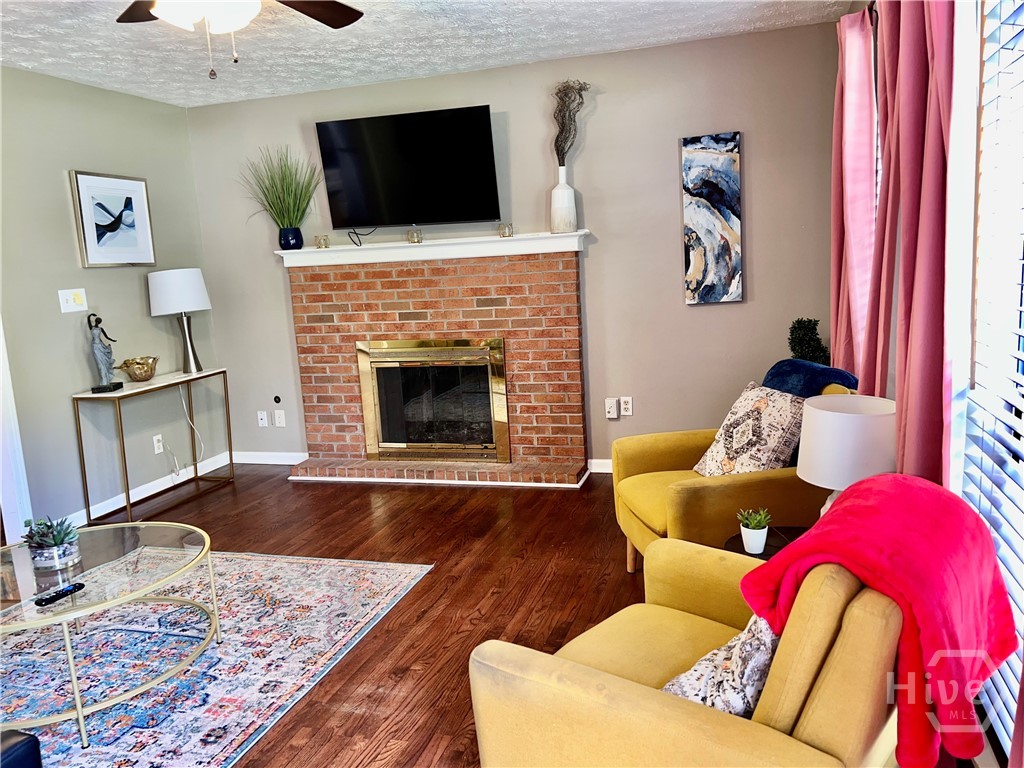 256 Cherokee Ridge Athens, GA 30606 - Photo 5 of 40 Living room