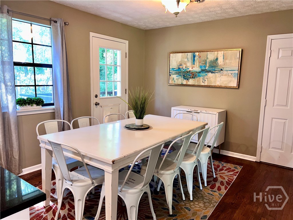 256 Cherokee Ridge Athens, GA 30606 - Photo 10 of 40 Dining Room seats 12