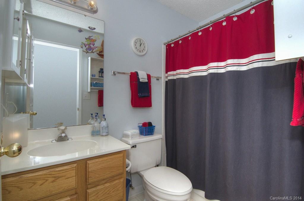 10013 Dunfries Road Matthews, NC 28105 - Photo 19 of 24 Gallery Image 19