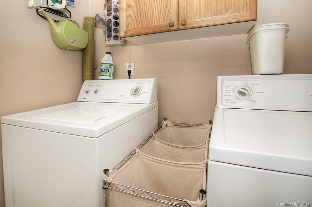 10013 Dunfries Road Matthews, NC 28105 - Photo 20 of 24 Gallery Image 20