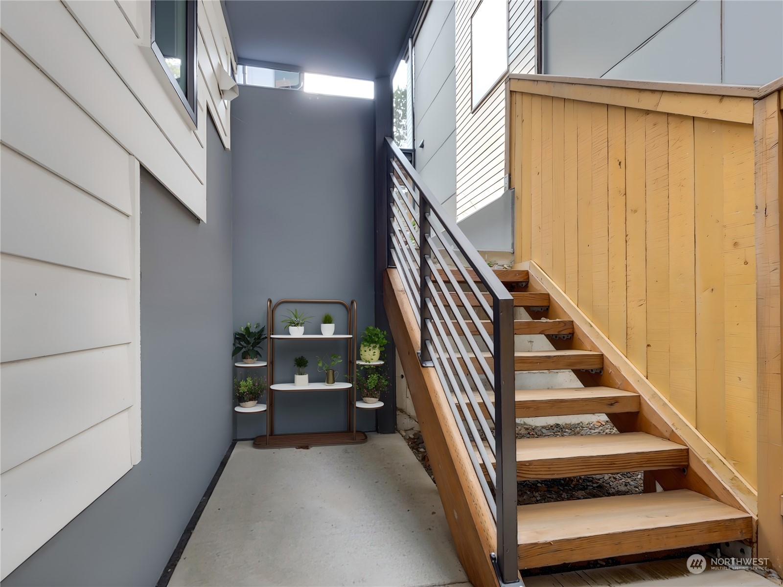 407 Southwest Thistle Street Seattle, WA 98106 - Photo 38 of 40