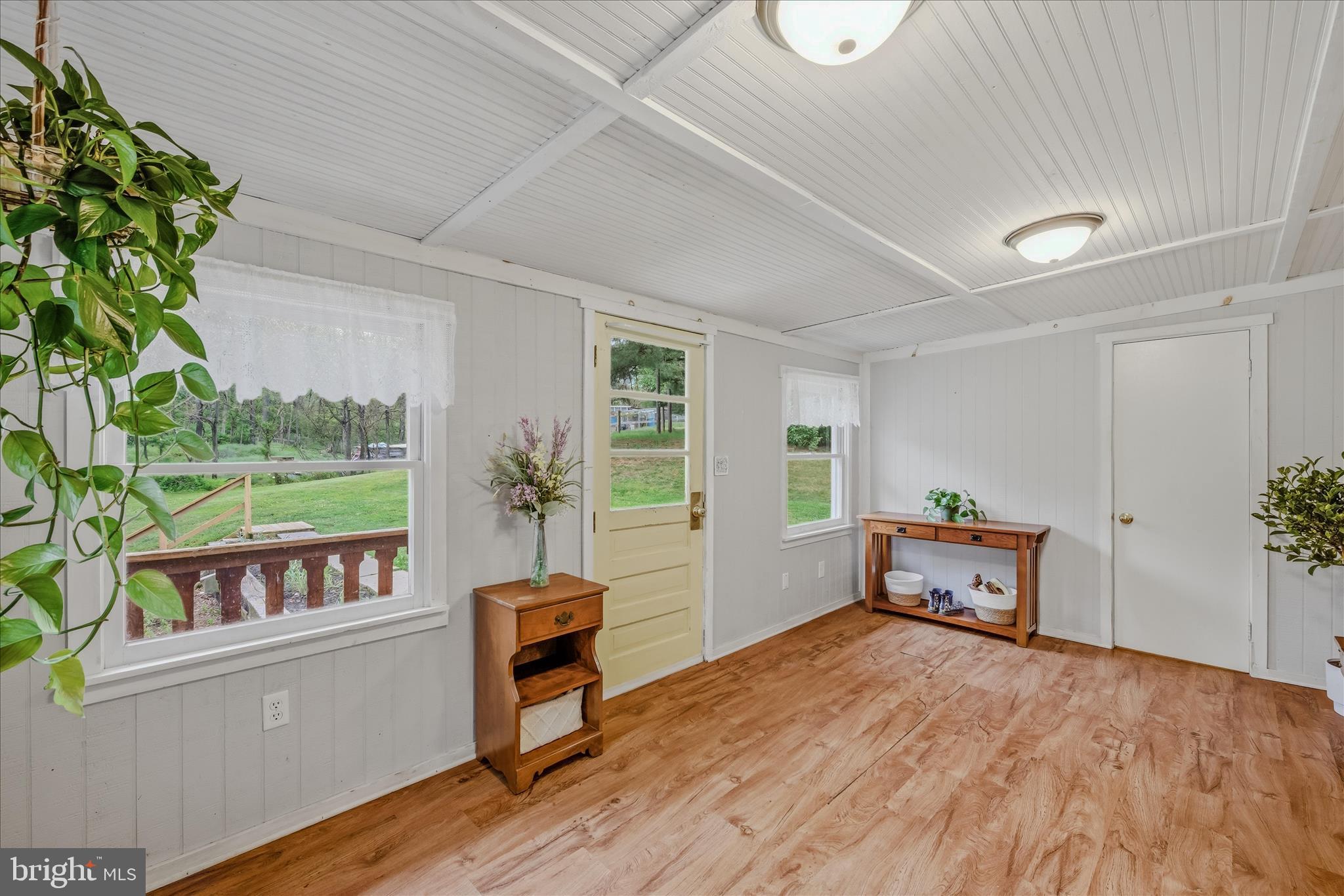 6717 Middle Road Middletown, VA 22645 - Photo 11 of 58 Family Room