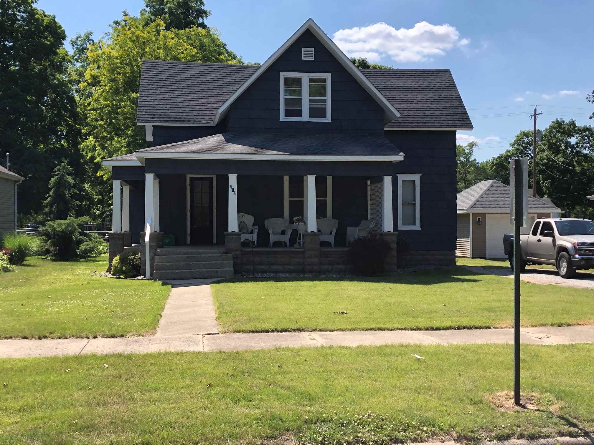 614 Fulton Avenue Rochester, IN 46975 - Photo 1 of 15